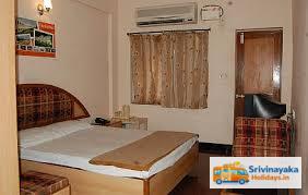A/C EXECUTIVE ROOM